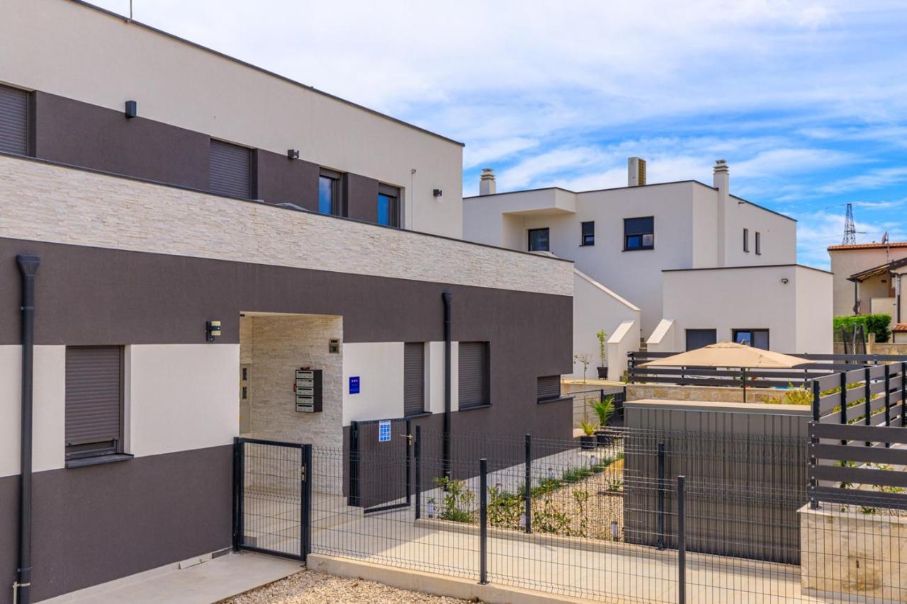 Sabena Apartment With Private Whirlpool Poreč Dış mekan fotoğraf